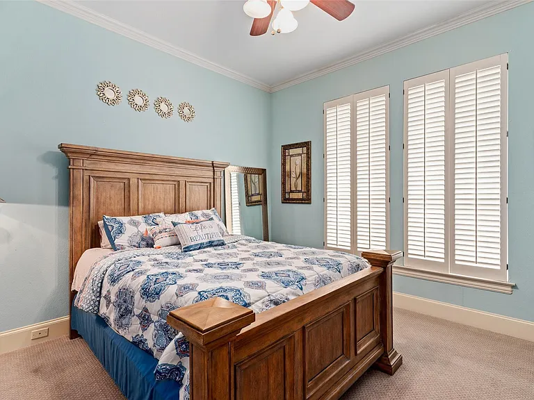 5932 Riverbend Pl — Photo 11