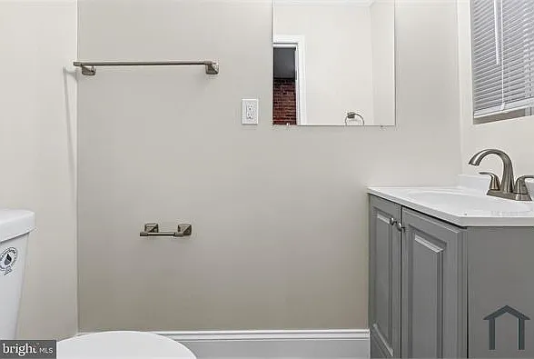 901 Bennett Pl — Photo 9
