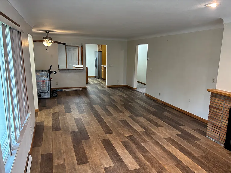 115 E Pine Ave — Photo 16