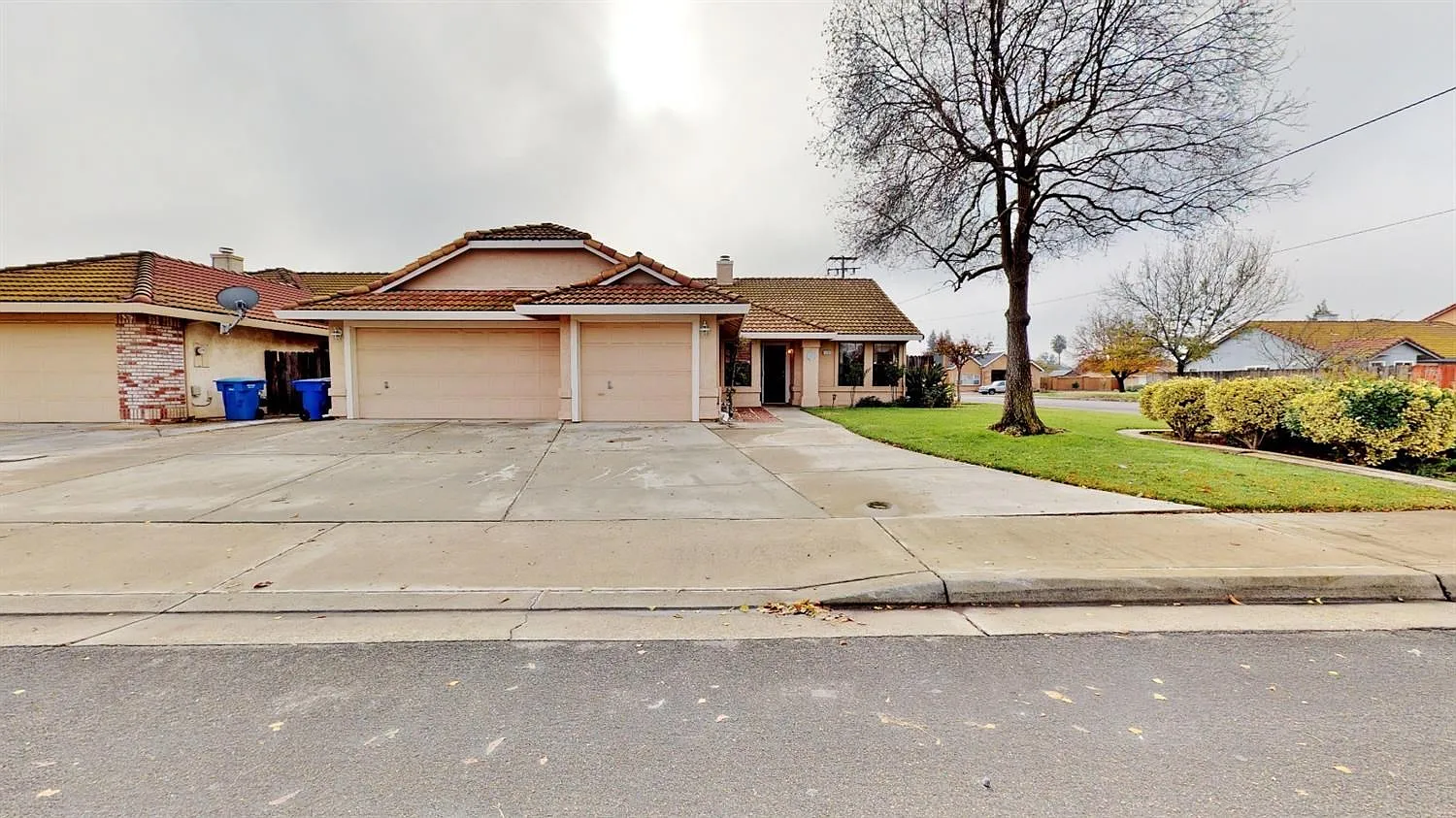 1712 Doyle Ave photo 1