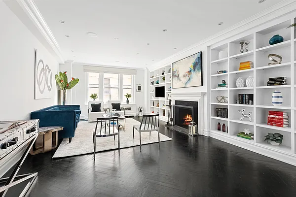 Sold by Compass | media 3