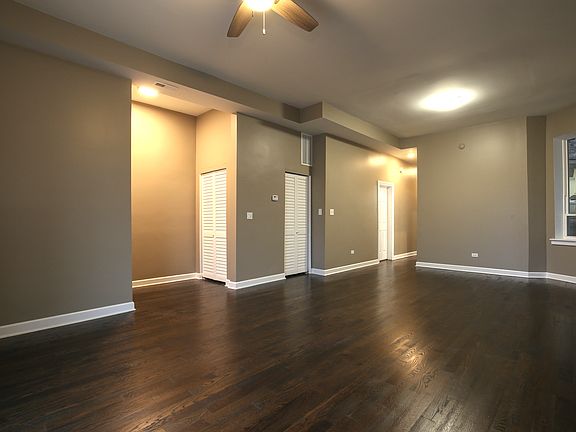 3rd image of 2419 W Warren Blvd #1