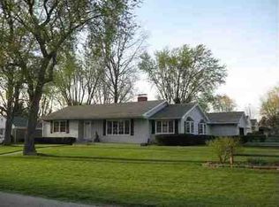 1216 Glen Rd, Findlay, OH 45840