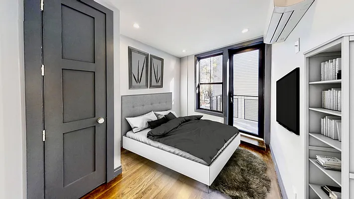 Rented by Mae Equities | media 29