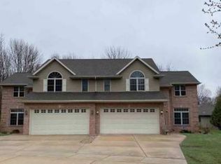 2662 Maple Hills Dr #1, Green Bay, WI 54313