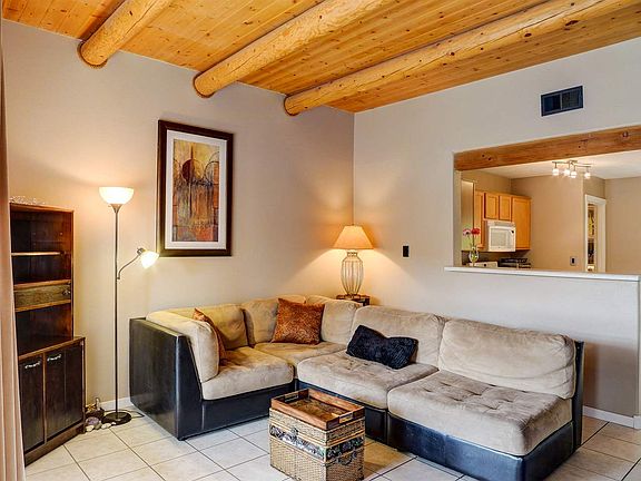 2nd image of 6813 Camino Rojo