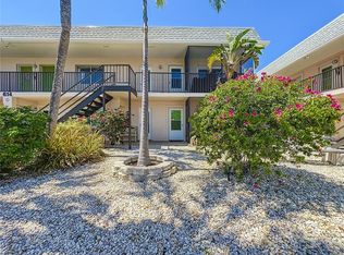 614 Guild Dr APT 12, Venice, FL 34285