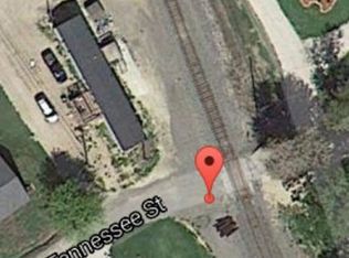 104 Tennessee St, Clarksville, MO 63336