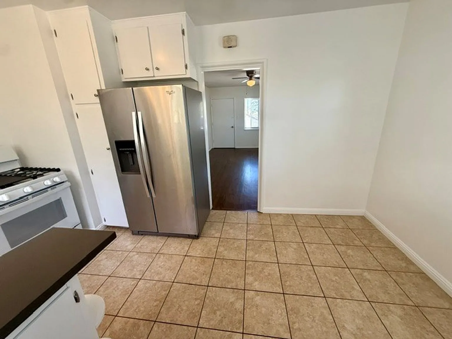 480 Almond Ave — Photo 4
