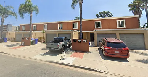 925 Grand Ave #925 Photo 1