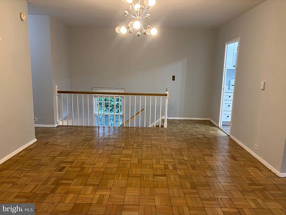 2nd image of 3302 Coryell Ln
