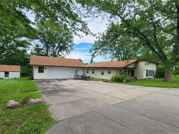 9424 NW View Crest Dr, Kansas City, MO 64155