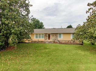 8201 Northwind Dr, Knoxville, TN 37919