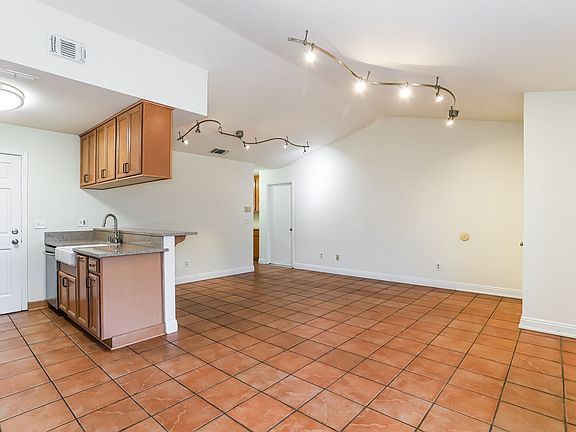 2nd image of 105 Tinker Way