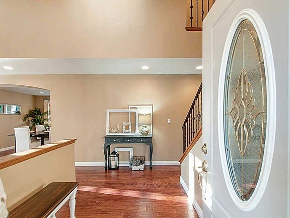4th image of 11050 Forestview Ln