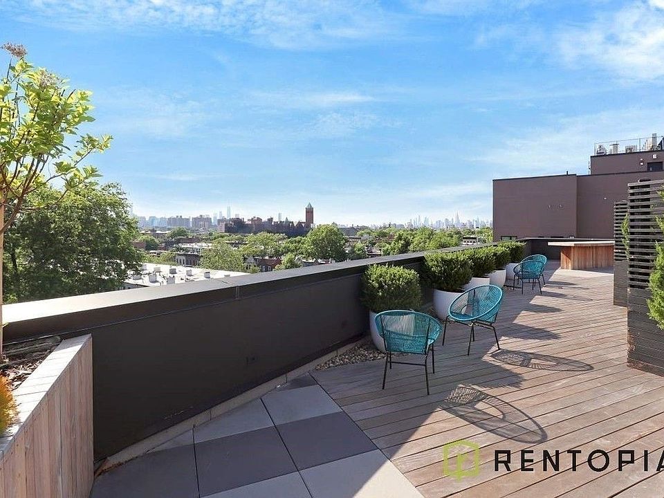 1st image of 420 Tompkins Ave #127