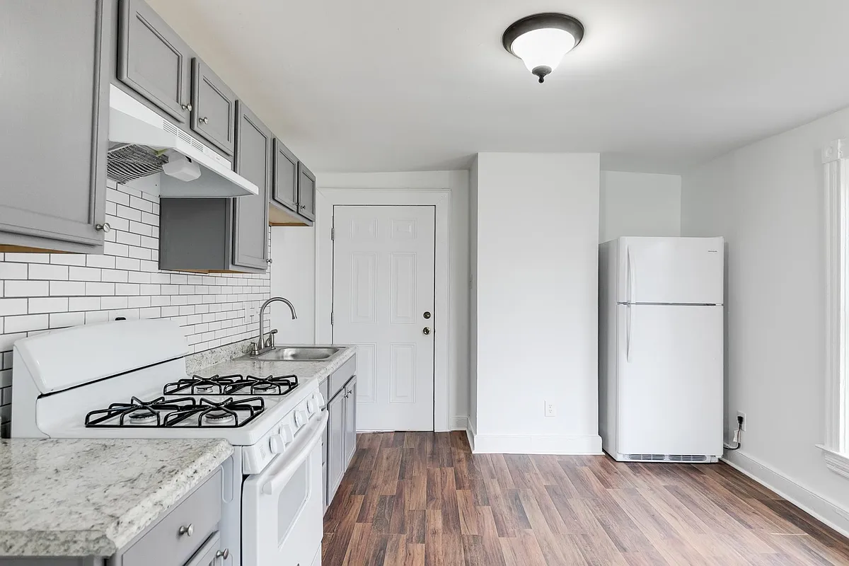 Building Photo - 1518 N 35th St #1