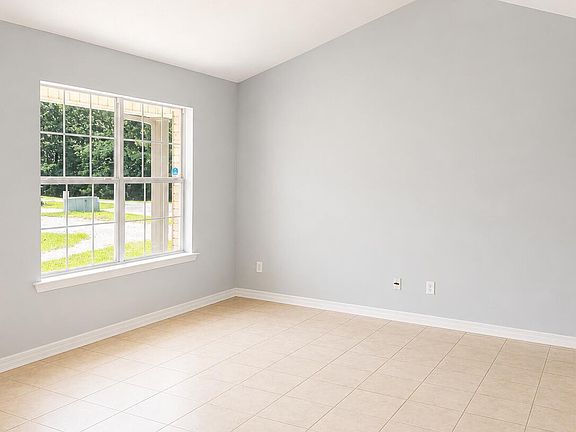 5th image of 22034 Rayvan Ln