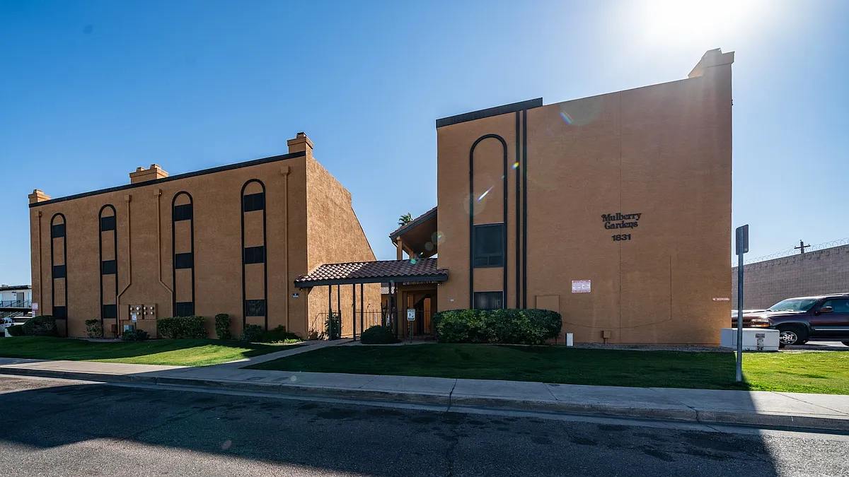 Building Photo - 1831 W Mulberry Dr #242
