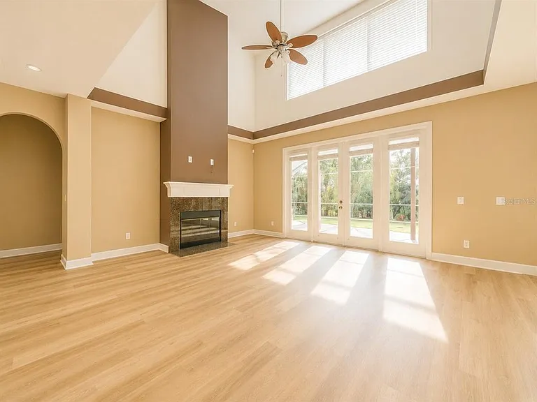 8650 Tara Oaks Ct — Photo 6