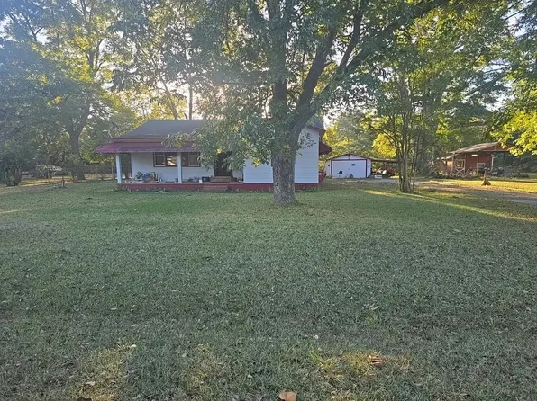 6172 Taylor Dr, Macon, GA 31216