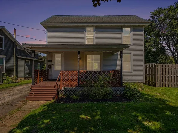 241 W Jackson St, Palmyra, NY 14522