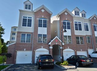 1 Nelke Ct, Hawthorne, NJ 07506