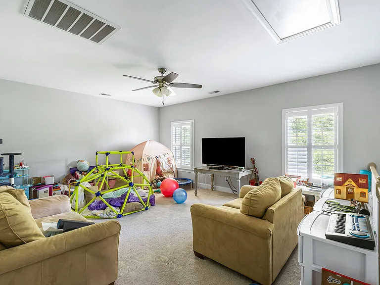 2824 Wagner Way — Photo 9