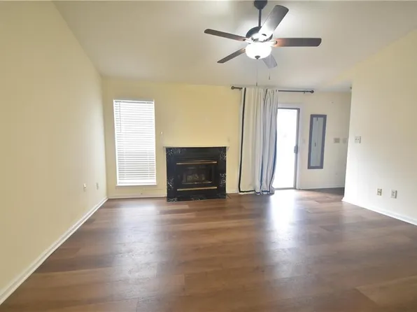 310 Granville Ct, Atlanta, GA