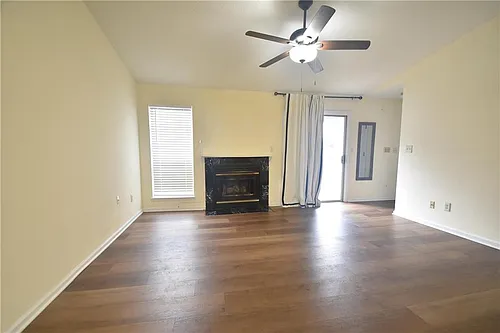 310 Granville Ct #310 Photo 1