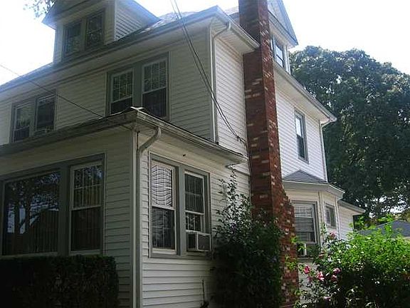 5th image of 252 Prescott Ave