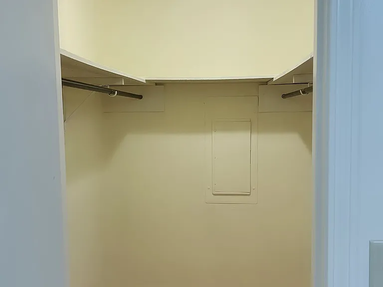 33 Althea Cir #B — Photo 5