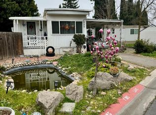 9360 N Blackstone Ave SPC 243, Fresno, CA