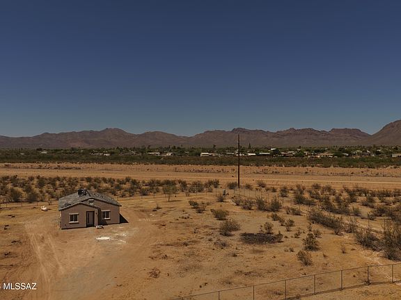 4th image of 4327 S Desert Sunrise Trl