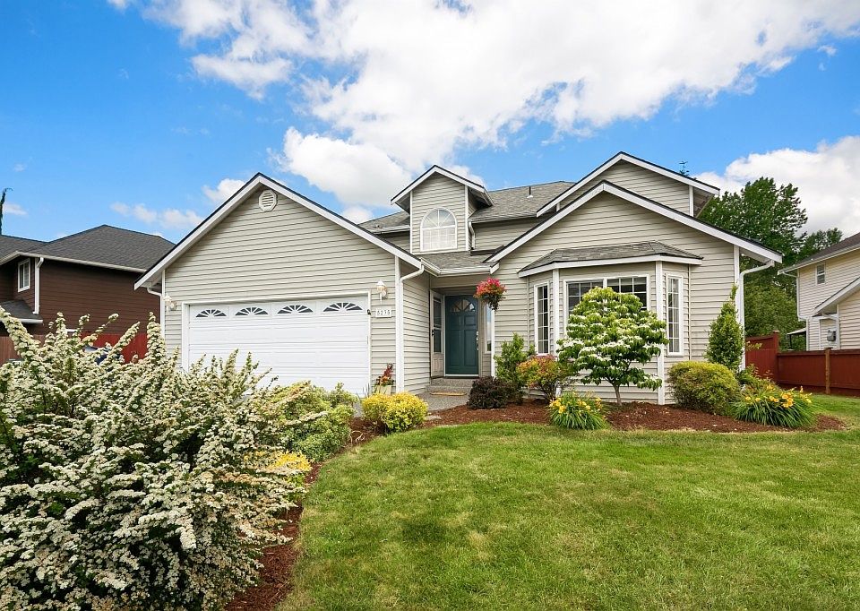 1st image of 5235 64th Ave NE
