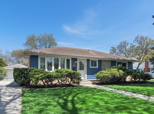 3N441 Willow Rd, Elmhurst, IL 60126