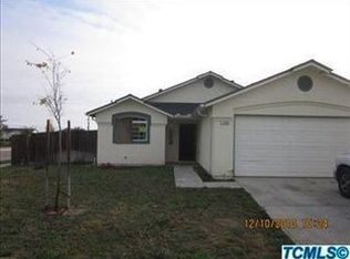 1726 Millwood Dr, Sanger, CA 93657