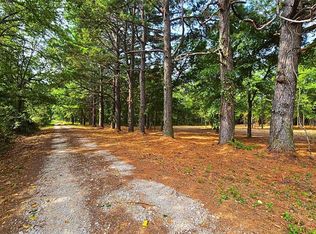 1225 Firefly Ln, Ardmore, OK 73401