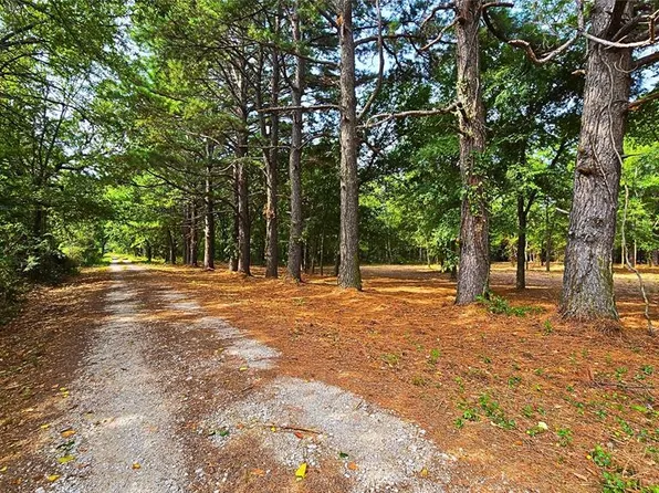 1225 Firefly Ln, Ardmore, OK 73401