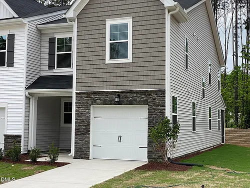 437 Hazy Hills Ln Photo 1