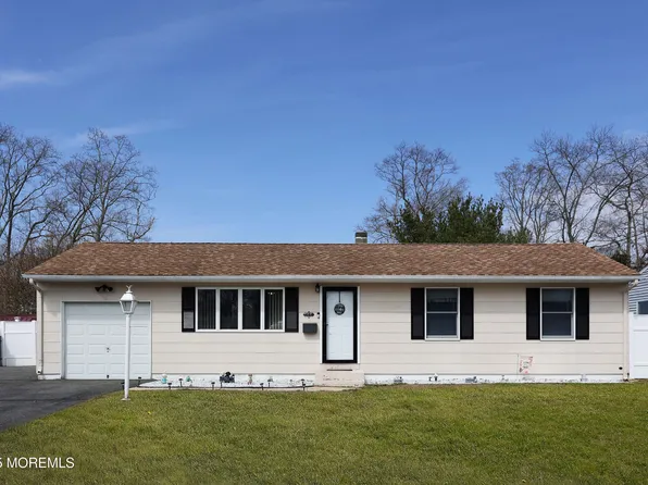 280 Sky Manor Boulevard, Brick, NJ 08723