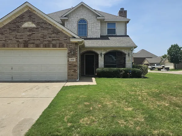 3049 Trinity Lakes Dr, Hurst, TX 76053