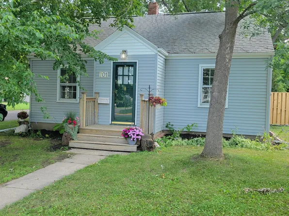 701 W Laurel St, Fergus Falls, MN 56537