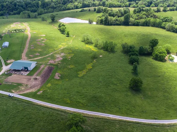 850 W Gardner Rd, Cynthiana, KY 41031