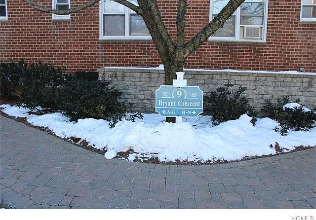 1st image of 9 Bryant Cres APT 2B