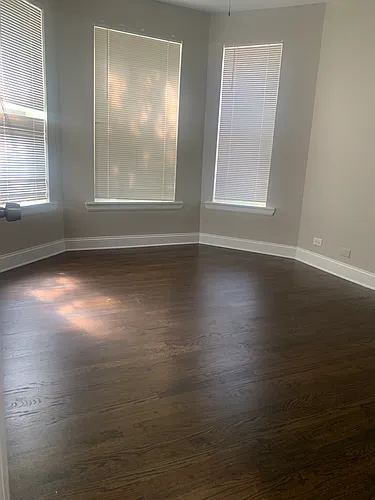 537 E 46th Pl #2 Photo 1