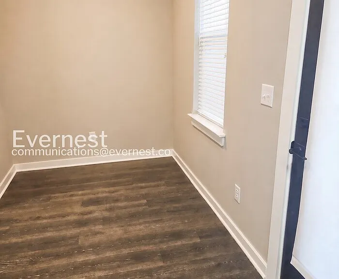 302 Jeffries Way — Photo 17