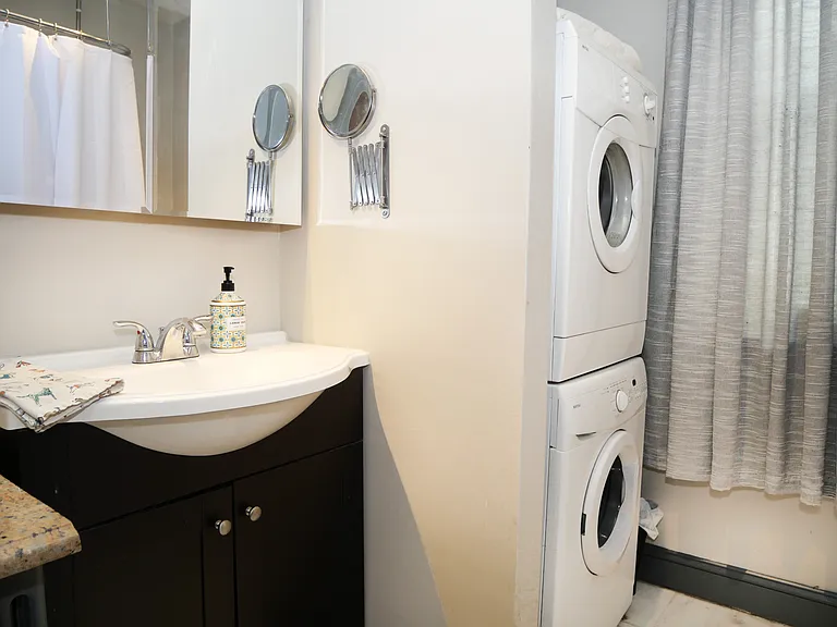 140 Trenton St #2 — Photo 5