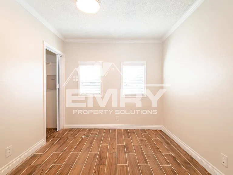 1125 S Evergreen Ave — Photo 18