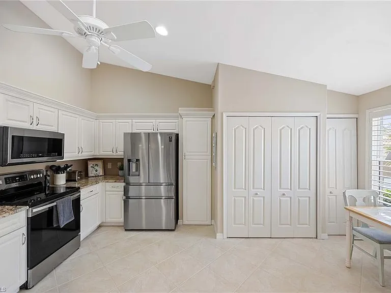 9030 Spring Run Blvd #508 — Photo 11